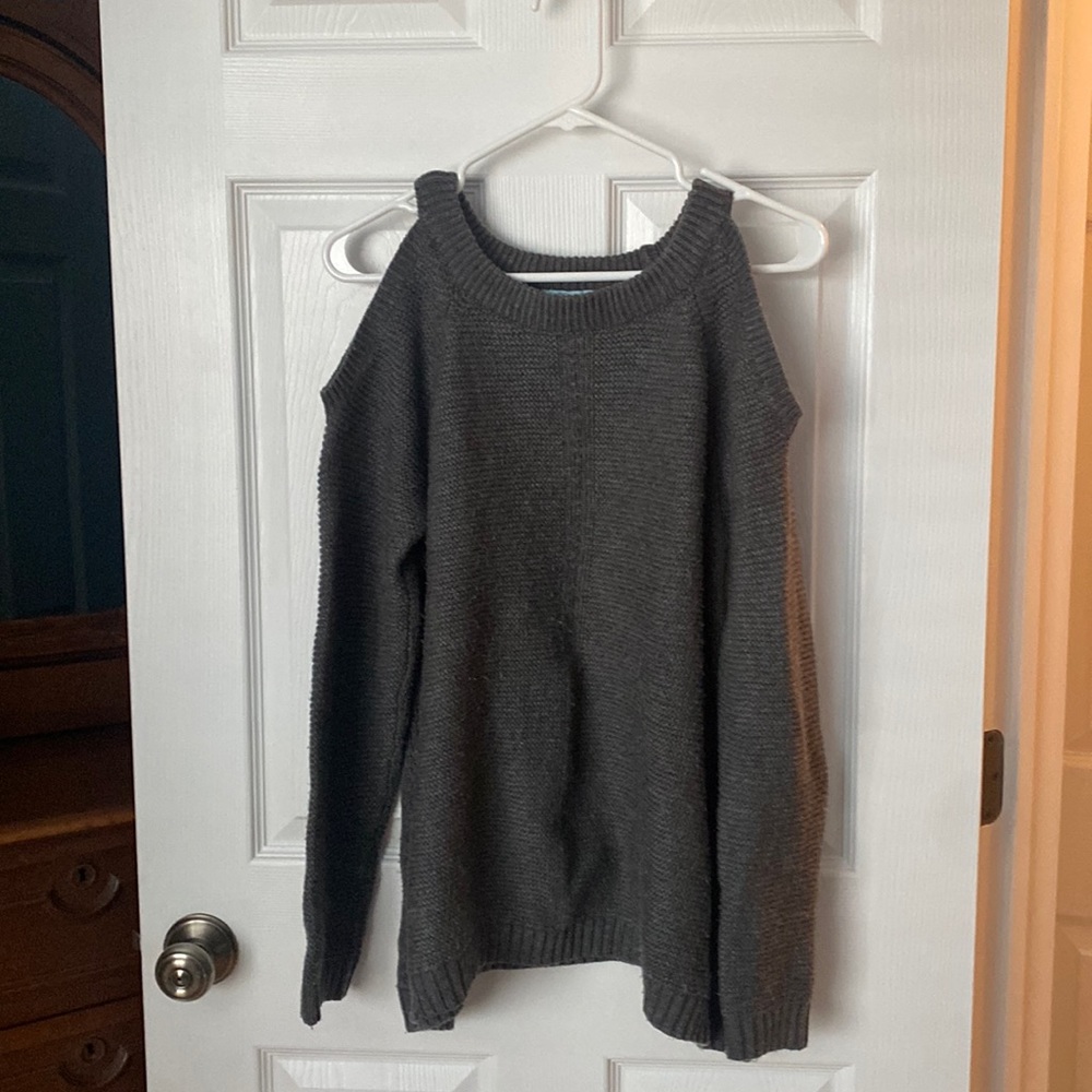 She & Sky dark grey cold shoulder sweater! Size M